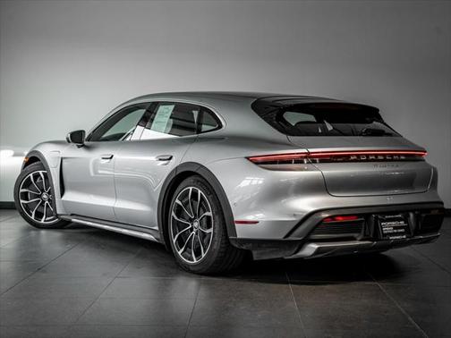2021 Porsche Taycan Cross Turismo 4S