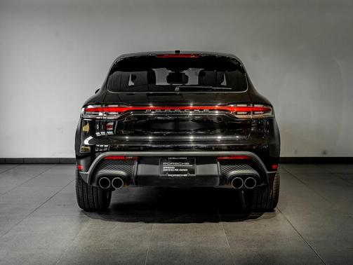 2022 Porsche Macan S