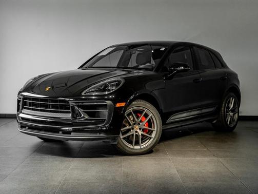 2022 Porsche Macan S