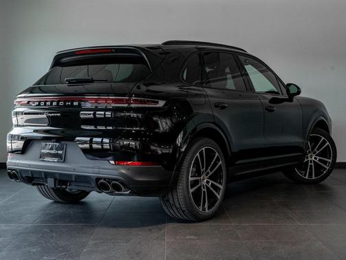 2024 Porsche Cayenne Cayenne