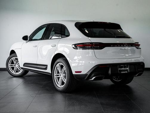 2025 Porsche Macan 