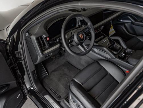2025 Porsche Cayenne Cayenne