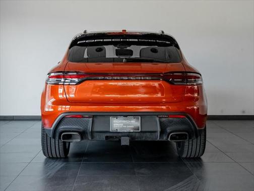 2024 Porsche Macan Base