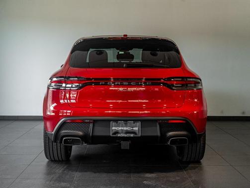 2025 Porsche Macan 