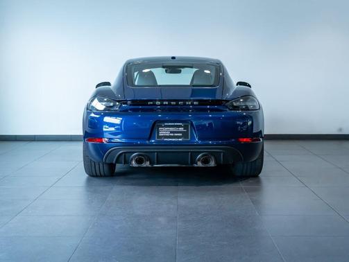 Gentian Blue Metallic 2025 Porsche 718 Cayman GTS 4.0