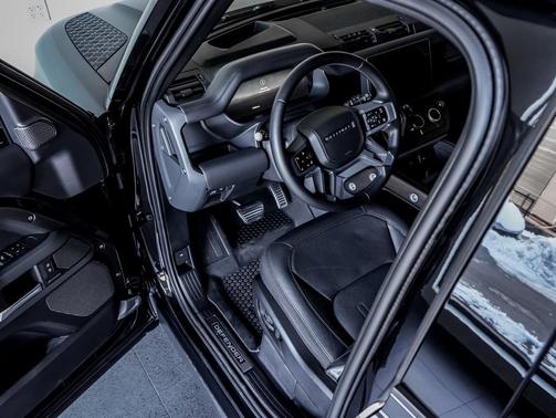 2024 Land Rover Defender X