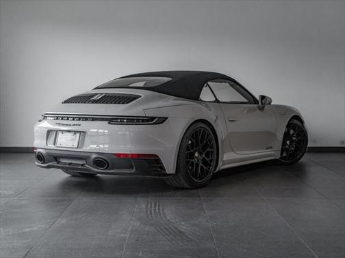 2024 Porsche 911 Carrera GTS