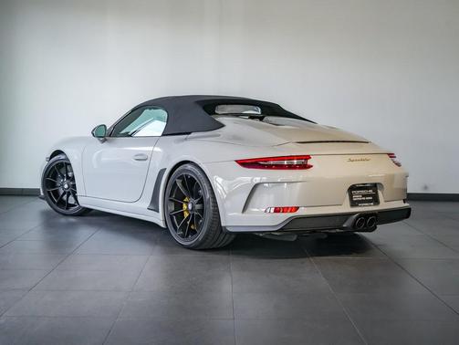 2019 Porsche 911 Speedster