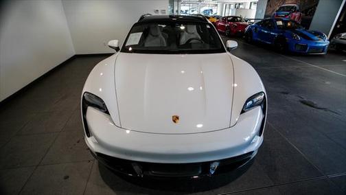 2022 Porsche Taycan Turbo