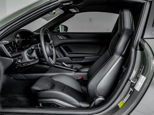 2024 Porsche 911 Targa 4 GTS