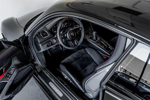 2020 Porsche 718 Cayman GT4