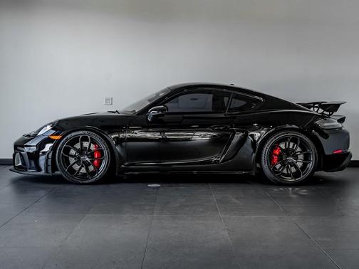 2020 Porsche 718 Cayman GT4