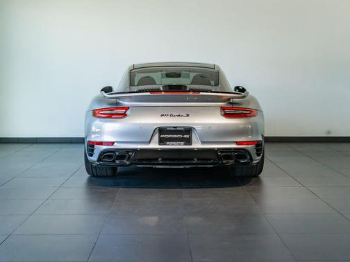 2019 Porsche 911 Turbo S