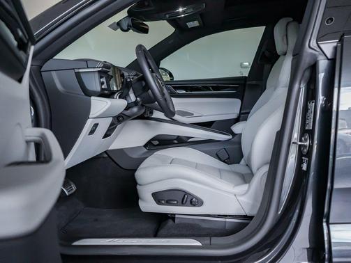 2026 Porsche Macan 4S