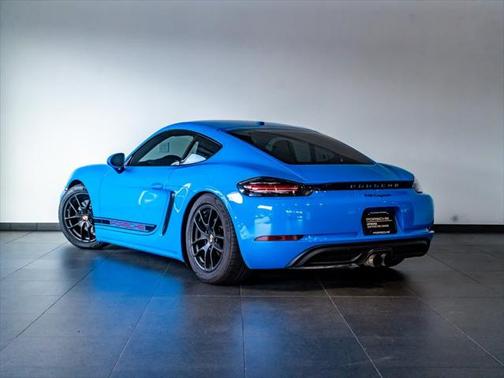 2022 Porsche 718 Cayman T