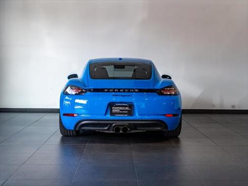 2022 Porsche 718 Cayman T