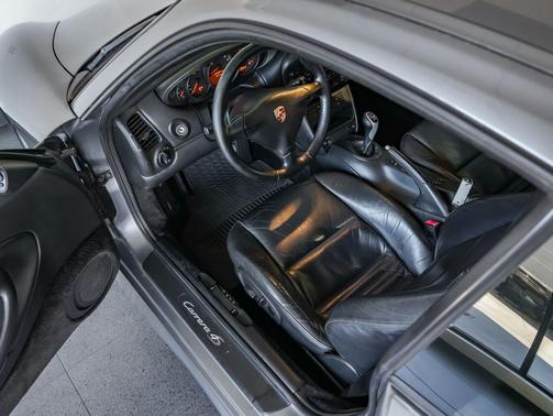 2003 Porsche 911 Carrera 4S