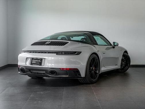 2024 Porsche 911 Targa 4 GTS