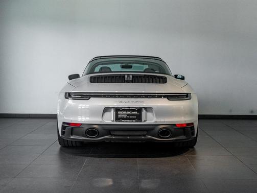 2024 Porsche 911 Targa 4 GTS