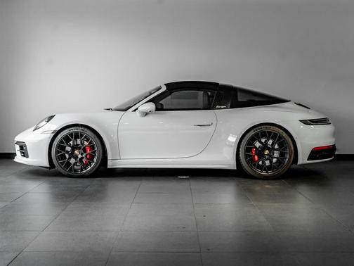 2024 Porsche 911 Targa 4 GTS