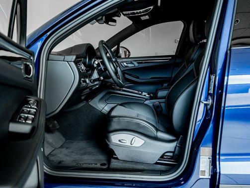 2026 Porsche Macan T