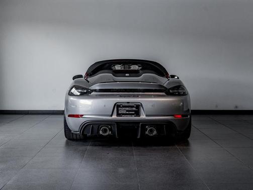 2024 Porsche 718 Spyder RS