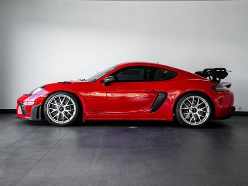 2023 Porsche 718 Cayman GT4 RS