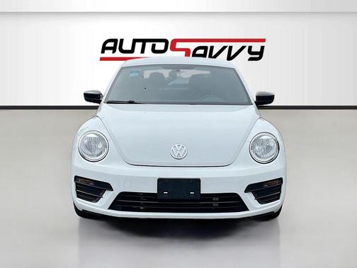 Pure White 2018 Volkswagen Beetle 2.0T S