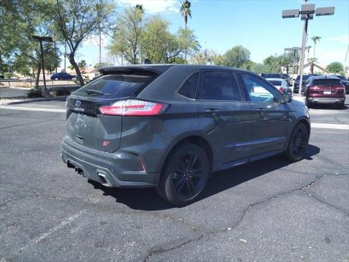 2021 Ford Edge ST