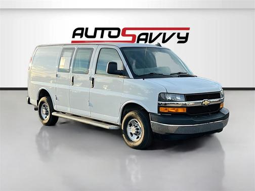 2023 Chevrolet Express 2500 RWD 2500 Regular Wheelbase WT