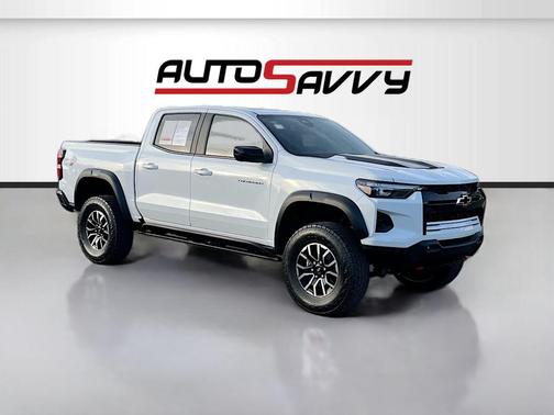 Summit White 2024 Chevrolet Colorado ZR2