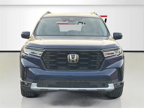 2024 Honda Pilot Touring 8-Passenger