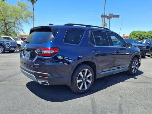 2024 Honda Pilot Touring 8-Passenger