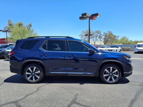 2024 Honda Pilot Touring 8-Passenger