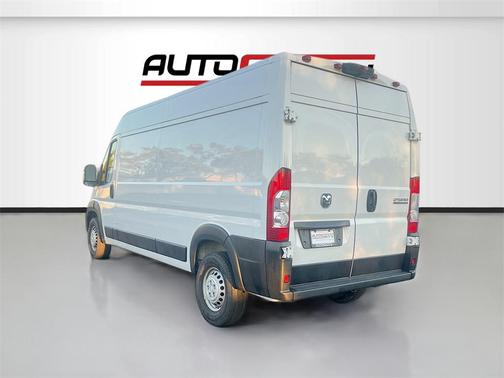 2024 RAM ProMaster 2500 Tradesman