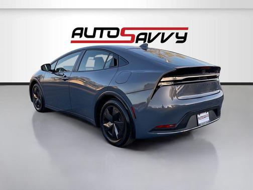 2024 Toyota Prius Prime SE