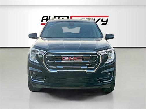 2024 GMC Terrain AWD AT4