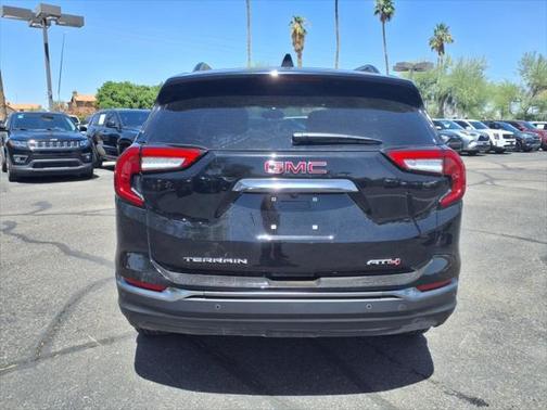 2024 GMC Terrain AWD AT4