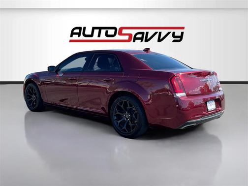 2019 Chrysler 300 Touring