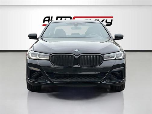 2023 BMW 540 i