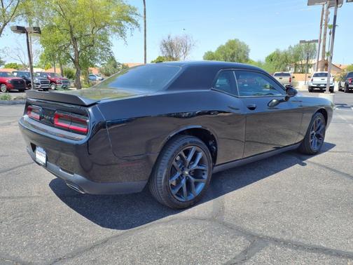 2020 Dodge Challenger SXT