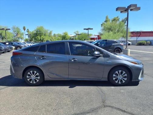 2021 Toyota Prius Prime LE