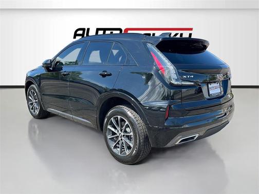 2024 Cadillac XT4 Sport