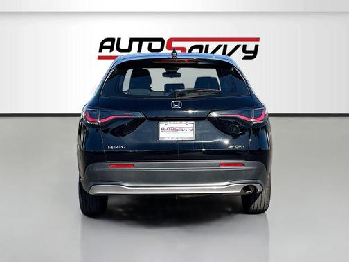 Crystal Black Pearl 2024 Honda HR-V 2WD Sport