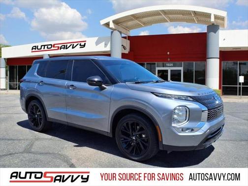 2023 Mitsubishi Outlander SE Black Edition 2WD