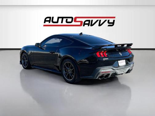 SHADOW BLACK 2024 Ford Mustang Dark Horse Fastback