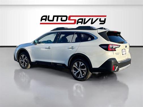 2022 Subaru Outback Touring XT