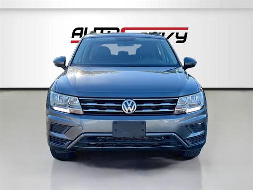 2019 Volkswagen Tiguan 2.0T SE