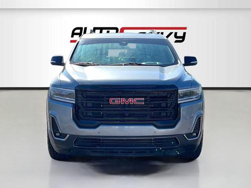 2022 GMC Acadia AWD AT4