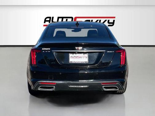 2023 Cadillac CT5 Luxury